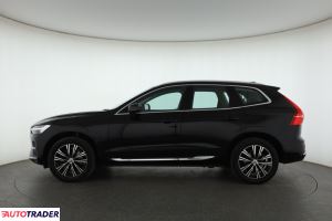 Volvo XC60 2022 2.0 194 KM