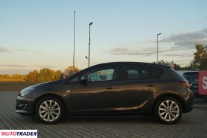 Opel Astra 2013 1.4 120 KM