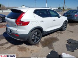 Volvo XC40 2023 2
