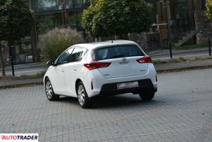 Toyota Auris 2015 1.4 90 KM Toyota Auris 2015 1.4 90 KM