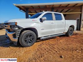 Chevrolet Silverado 2021 3