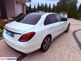 Mercedes C-klasa 2017 2.0 184 KM