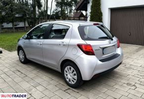 Toyota Yaris 2014 1.3 99 KM