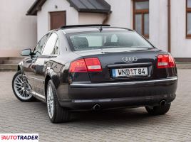 Audi A8 2006 4.2 350 KM