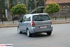 Opel Zafira 2009 1.8 140 KM