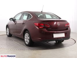 Opel Astra 2018 1.4 138 KM