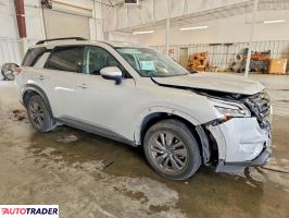 Nissan Pathfinder 2022 3
