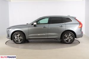Volvo XC60 2018 2.0 246 KM