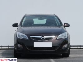 Opel Astra 2012 1.4 99 KM Opel Astra 2012 1.4 99 KM