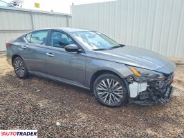 Nissan Altima 2025 2