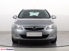 Opel Astra 2011 1.4 99 KM Opel Astra 2011 1.4 99 KM