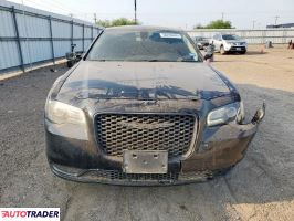 Chrysler 300C 2023 3