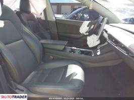 Tesla Model Y 2022 Tesla Model Y 2022