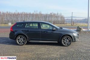 Volvo V60 Cross Country 2017 2.0 190 KM