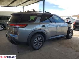 Nissan Pathfinder 2022 3