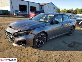 Nissan Altima - zobacz ofertę