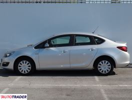 Opel Astra 2018 1.4 138 KM