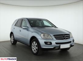 Mercedes M-klasa 2006 3.0 221 KM
