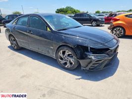 Hyundai Elantra 2025 2