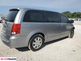 Dodge Grand Caravan 2018 3