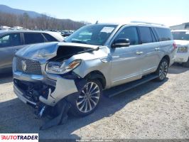 Lincoln Navigator 2021 3
