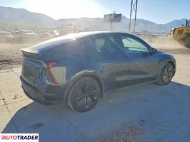 Tesla Model Y 2026