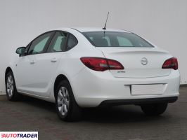 Opel Astra 2018 1.6 113 KM