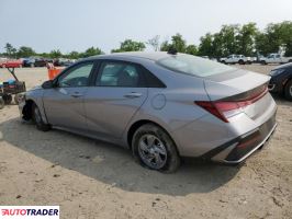 Hyundai Elantra 2025 2