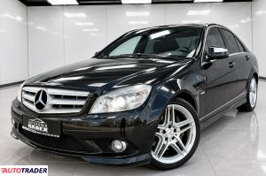 Mercedes C-klasa 2008 3.5 272 KM
