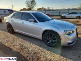 Chrysler 300C 2023 3