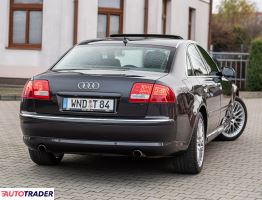 Audi A8 2006 4.2 350 KM