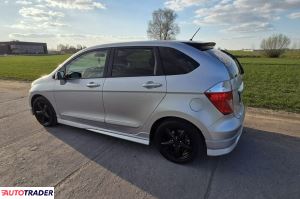 Honda FR-V 2005 2.0 150 KM