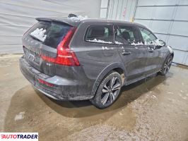 Volvo V60 2024 2