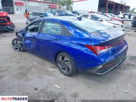 Hyundai Elantra 2025 2