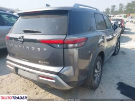 Nissan Pathfinder 2022 3