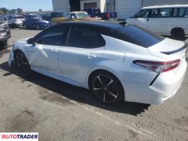 Toyota Camry 2019 3