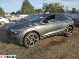 Audi Q8 2021 3