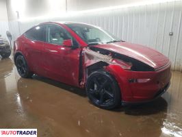 Tesla Model Y 2026