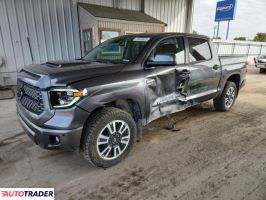 Toyota Tundra - zobacz ofertę