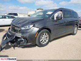 Chrysler Pacifica 2022 3