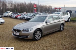 BMW 530 2011 3.0 258 KM