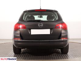 Opel Astra 2015 1.6 113 KM