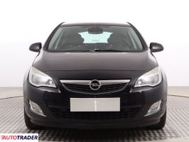 Opel Astra 2010 1.4 138 KM