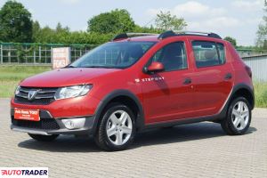 Dacia Sandero Stepway 2015 0.9 90 KM