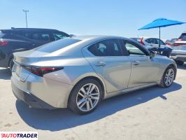 Lexus IS 2021 2