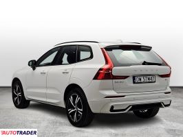 Volvo XC60 2022 2.0 197 KM