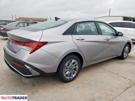 Hyundai Elantra 2025 1