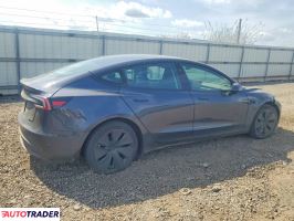Tesla Model 3 2025