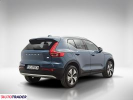 Volvo XC40 2022 1.5 180 KM