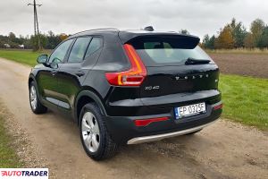 Volvo XC40 2018 2.0 150 KM Volvo XC40 2018 2.0 150 KM